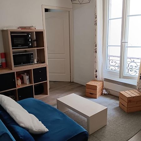 Appartement En Plein Coeur Du 10Eme Et Proche De Plusieurs Gares Paris Exteriör bild